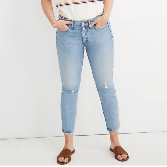 Madewell Denim - Madewell 9" high-Rise Skinny Crop Jeans in Asbury Wash: Button-Front Edition